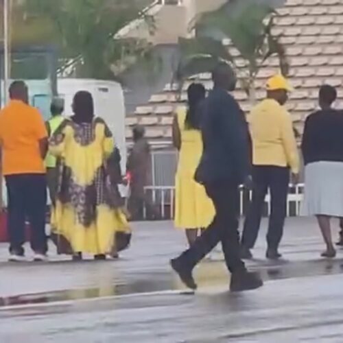 Pulezidenti Yoweri Kaguta Museveni atuuse ku kisaawe e…