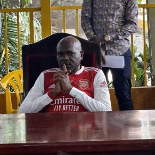 Naye baana mmwe! Eyakoze kino Katonda amulaba!