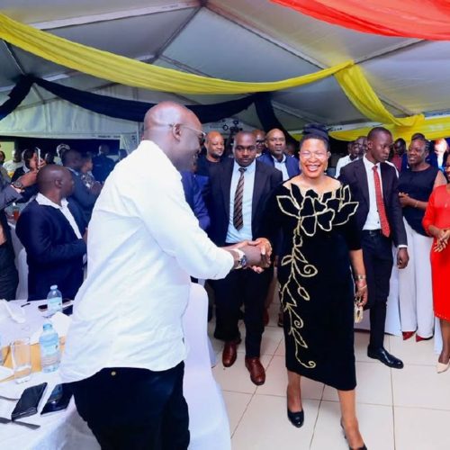 Sipiika Anita Annet Among Bwenjagala, njagala nga sirina kutya kwonna.