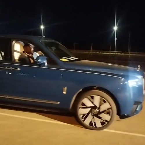 Eno yemotoka ekika kya Rolls Royce kazaalabulwa?