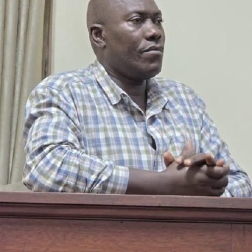 Omulamuzi wa Kkooti Enkulu Entebe Karooli Ssemwogerere asalidde Charles Kyagaba ekibonerezo kyakusibwa emyaka 8 oluvannyuma lwokumusingisa