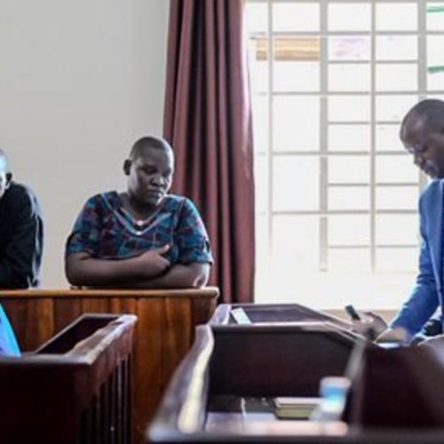 Kkooti ya Standard Utilities and Wildlife etuula e Makindye etandise okuwa ebibonerezo ba Agenti abatanda layini ze ssimu ebibonerezo lwakuwandiisa